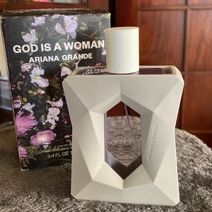 Ariana Grande God is a women perfume